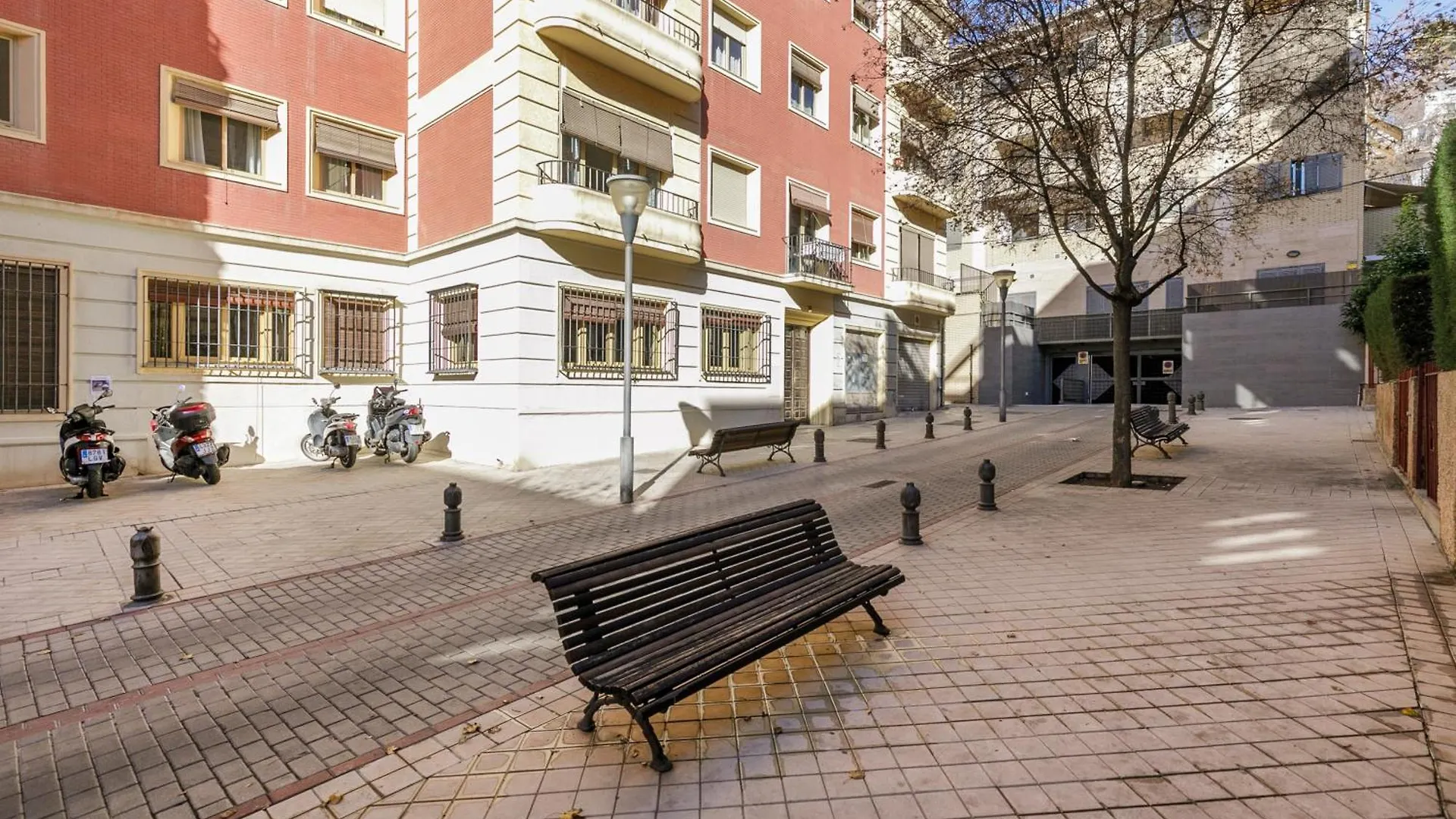 Apartamento céntrico y tranquilo y parking incluido Granada España